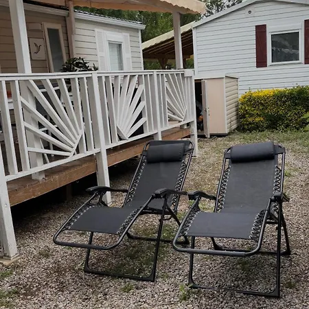 Κάμπινγκ Mobilhome 8 Personnes 4 Etoiles - La Carabasse