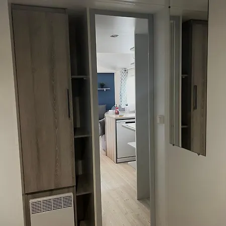 Κάμπινγκ Mobilhome 8 Personnes 4 Etoiles - La Carabasse