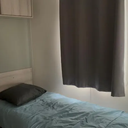 Mobilhome 8 Personnes 4 Etoiles - La Carabasse Vias